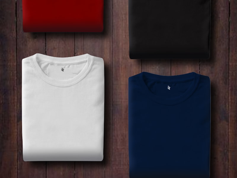 Shirts und Caps